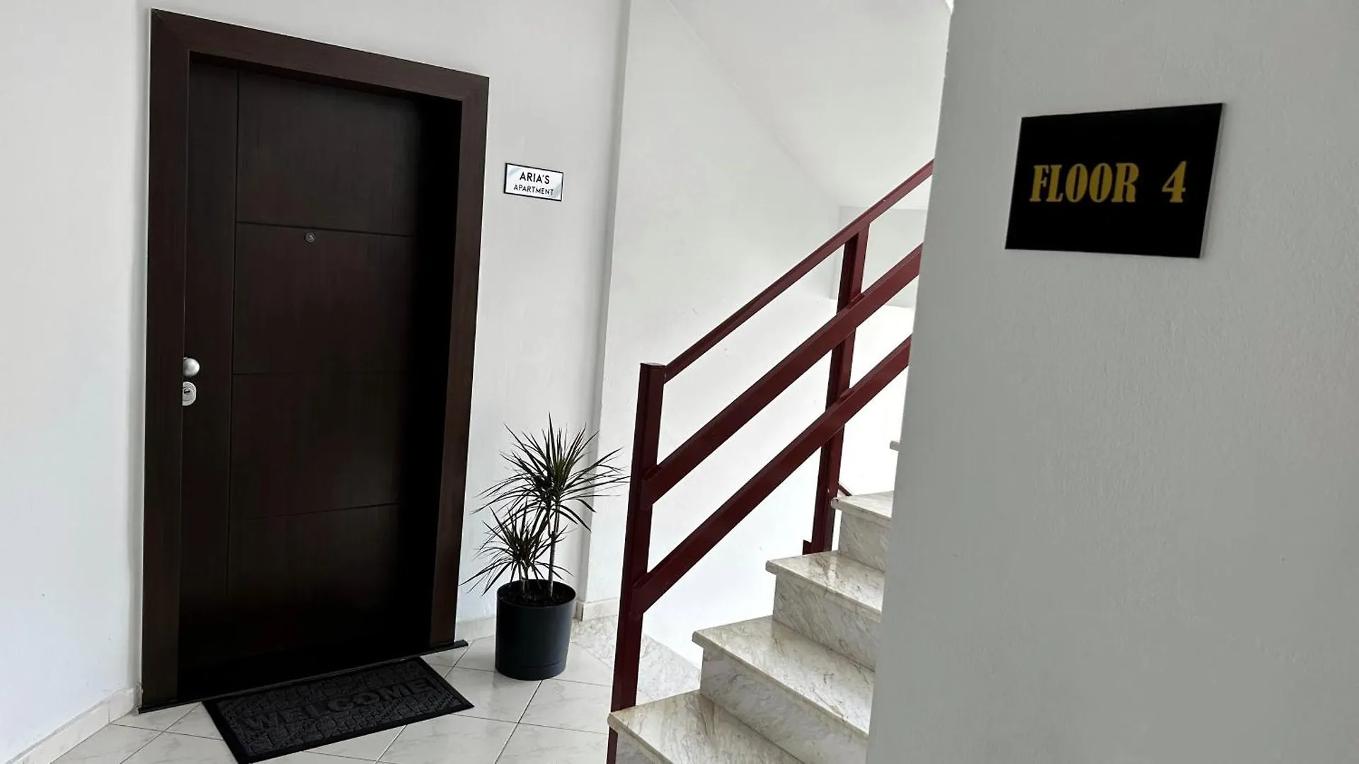 Aria'S Apartment - City Center Sarande Albania