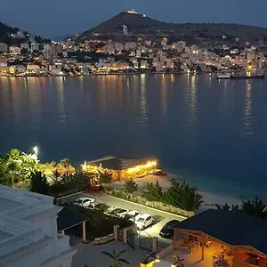 Apartment Limani Luxury Beachfront, Sarande